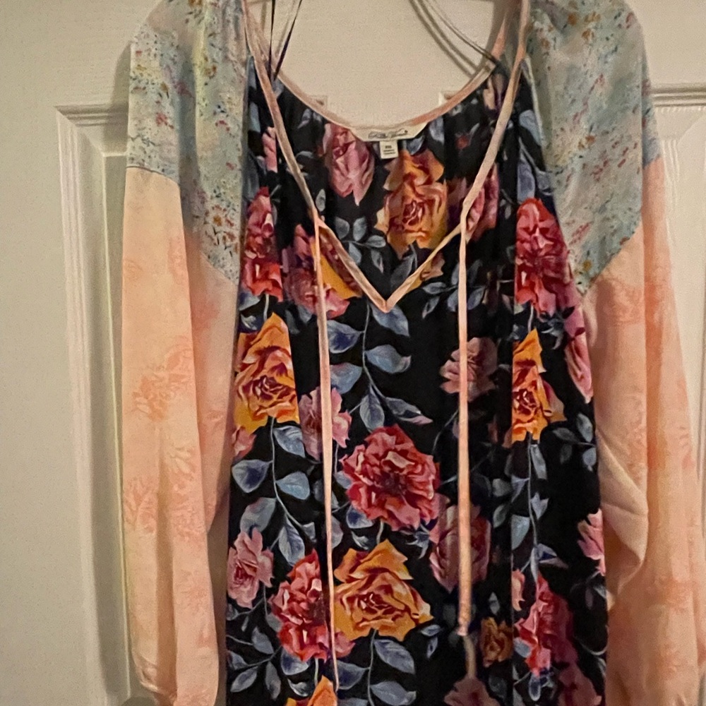 New Pioneer Woman Mixed Floral Loose-fitting Tunic with full sleeves